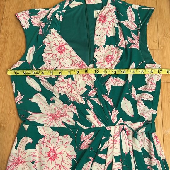 Eliza J Emerald Green and Pink Floral Tie Waist Dress size 10 - Picture 8 of 10